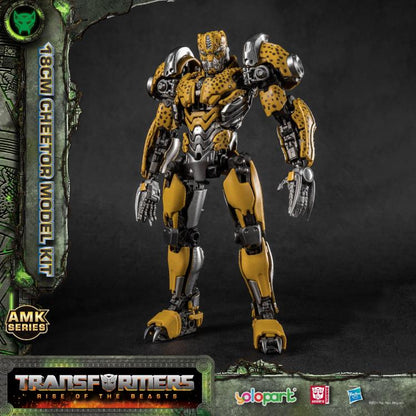 This figure is part of Yolopark’s AMK series line which are easy to assemble action figures. All parts come pre-prainted and pre-assembled, so you just have to connect head, torso, limbs and some extra panels. Once constructed, you end up a highly detailed figure of Cheetor from the upcoming Transformers: Rise of the Beasts movie, standing just over 7 inches tall and packed with premium articulation