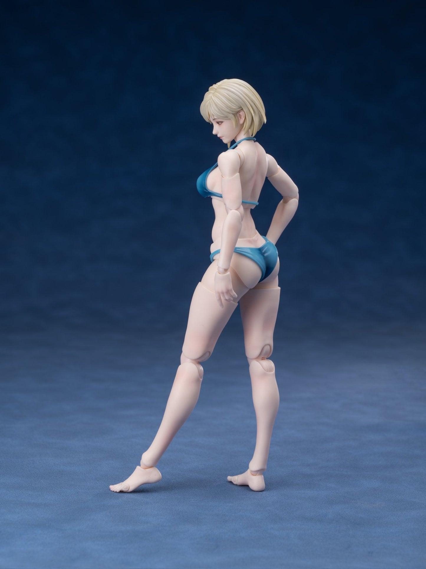 (Preorder) Romankey UMS004 Mia 1/12 Super Movable female body action figure