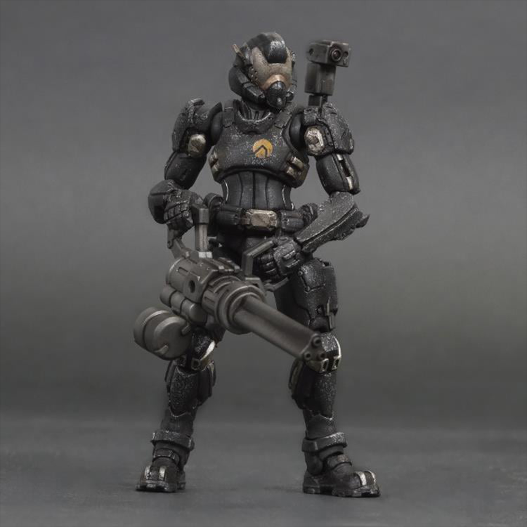 The Myrmidon Enforcer is equipped with the Omangan Empire’s new generation multi-armor, developed for the Abaddon Army. This armor incorporates and optimizes designs from the Synchro Mech pilot combat suits, maintaining protection for vital areas while providing infantry a more comfortable experience for extended combat wear.