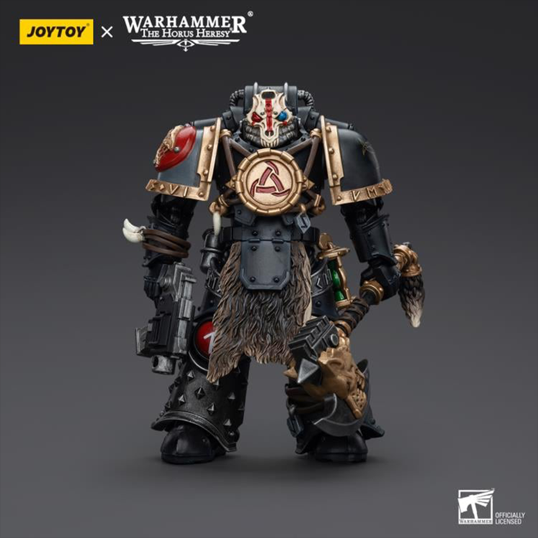 Joy Toy brings the Space Wolves to life with this Warhammer 40K 1/18 scale action figure! Savage and barbaric in their approach to warfare, the Space Wolves excel in close quarters combat. Seeking glory above all else, they nonetheless bring the might of the Emperor down on his enemies with a fury unmatched by the other Space Marine chapters.