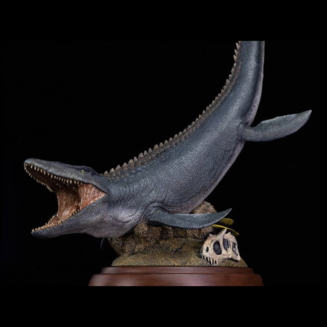 From Nanmu Studio, the Jurassic Series Lord of Abyss 2.0 is a must have for any dinosaur enthusiast. This realistically sculpted Mosasaurus dinosaur is in 1/35 scale and features an exquisite painted finish with the "Pit Lord" color theme.  The deluxe version comes with a detailed diorama base. Diorama base color is random and could include either the yellow coral or the blue coral.