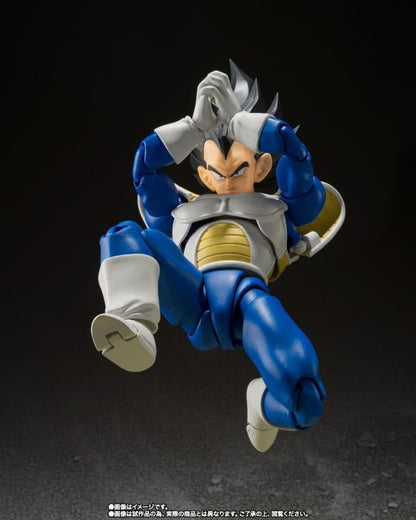 Vegeta from Dragon Ball Z is now available as an S.H.Figuarts action figure in his outfit from the Frieza Saga!  Included are three interchangeable facial expression parts - shouting, clenching his teeth, and grinning - based on scenes from the anime series. The scouter is also detachable and can reproduce a total of eight states! The shoulder interior and the shoulder armor of the combat uniform employ the same mobile structure that was well received in S.H.Figuarts Thales!