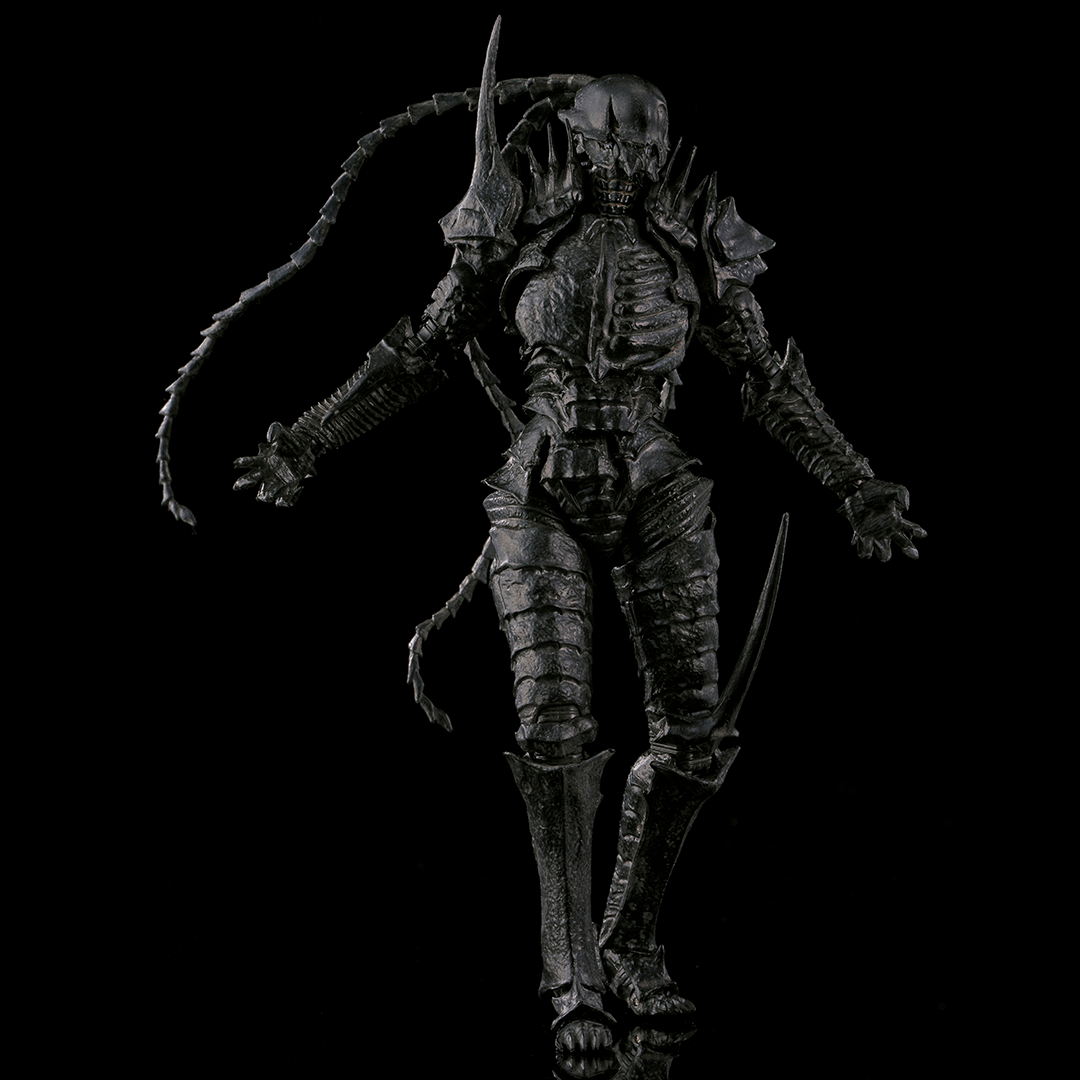 Nayuta from Tsutomu Nihei's book "Abara" is now a 1/12-scale action figure from T.E.S.T.! Her entire body is covered with armor inspired by insects and crustaceans, and she's intensely articulated for maximum action, too! Order him for your own collection today!