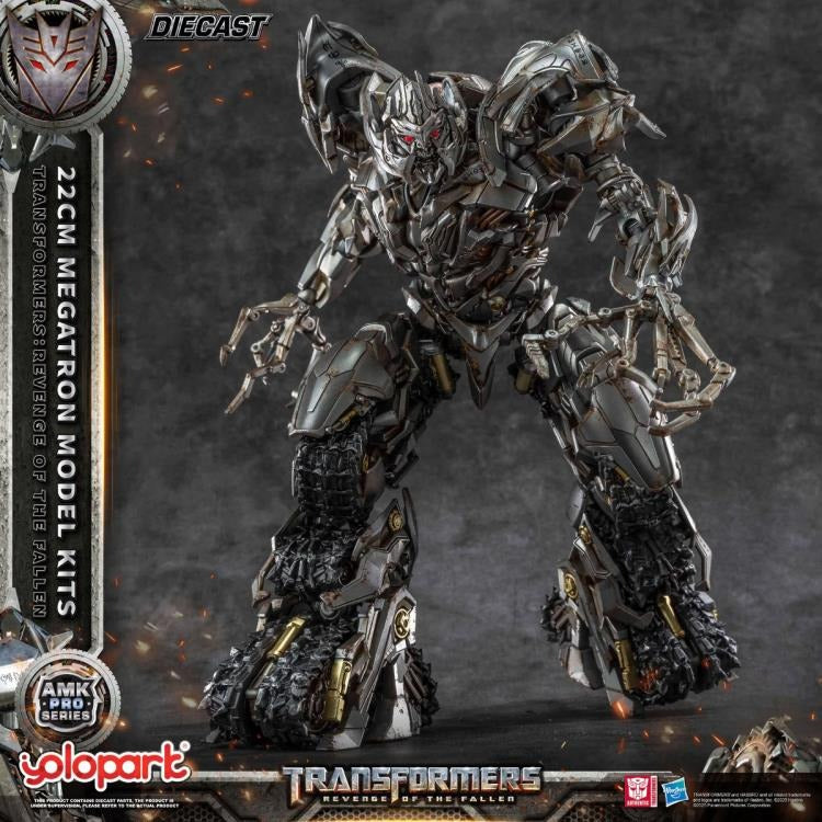 The ruthless and commanding Megatron — as seen in Transformers: Revenge of the Fallen — returns in a fearsome new form! Now brought to life as part of the AMK PRO Series Model Kits, this meticulously detailed figure captures the Decepticon leader’s raw menace and corroded war machine aesthetic with stunning accuracy.