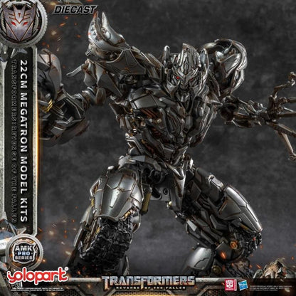 The ruthless and commanding Megatron — as seen in Transformers: Revenge of the Fallen — returns in a fearsome new form! Now brought to life as part of the AMK PRO Series Model Kits, this meticulously detailed figure captures the Decepticon leader’s raw menace and corroded war machine aesthetic with stunning accuracy.
