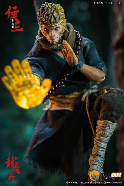 This 1/12 scale articulated figure of the martial artist monk Wukong measures around 6.5 inches tall and features real fabric clothing, alternate hands, monkey mask, beaded necklace, 2 bananas, and his monk staff. This deluxe version also comes with an alternate monkey head sculpt, golden palm effect, 2 ape forearms with fists, wind effects, and 2 extra staffs. 