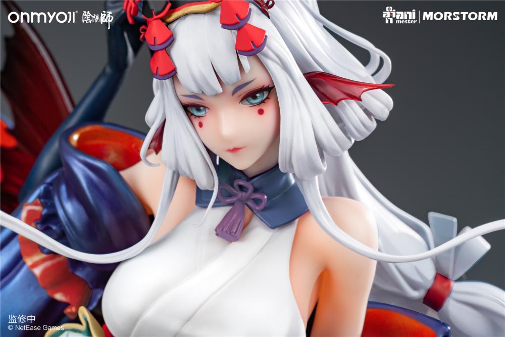 From the mobile game, Onmyoji comes a 1/4th scale figure of the character Senhime. Standing nearly 20 inches, this figure will make a statement in any collection!