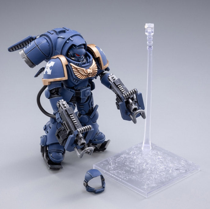 Joy Toy brings the Inceptors to life with this set of Warhammer 40K Ultramarines Primaris Inceptors box of 3 figures. The JoyToy Ultramarines are the most elite of the Space Marine Chapters in the Imperium of Man. Recreate the most important battles with this set of highly disciplined and courageous warriors.