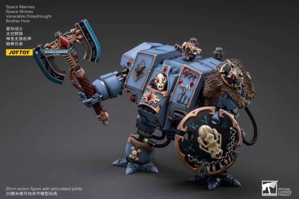 When the Space Wolves need reinforcements, they call down Brother Hvor in his Dreadnought to crush their enemies for the Emperor! Joy Toy brings the Ultramarines from Warhammer 40k to life with this new series of 1/18 scale figures. Each figure includes interchangeable hands and weapon accessories and stands between 4″ and 6″ tall.