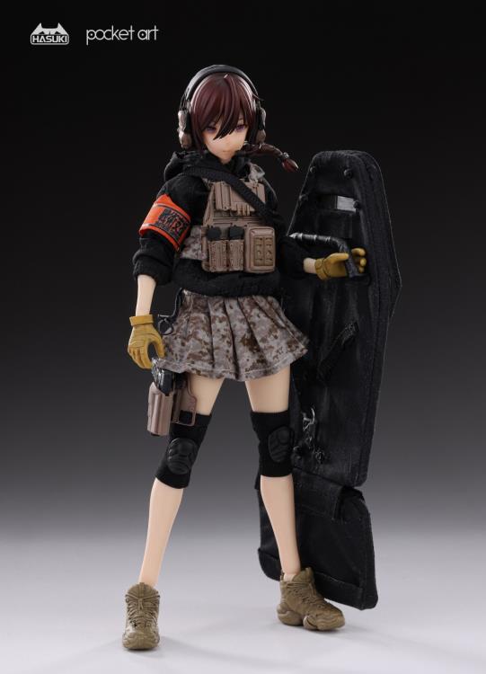 This 1/12 scale figure is loaded with accessories and several points of articulation for customization and display! The newest of the Pocket Art series, this Uzukirei figure will make a unique addition to your collection!  Sasha Habe figure sold separately.