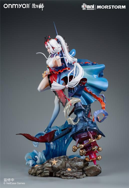 From the mobile game, Onmyoji comes a 1/4th scale figure of the character Senhime. Standing nearly 20 inches, this figure will make a statement in any collection!