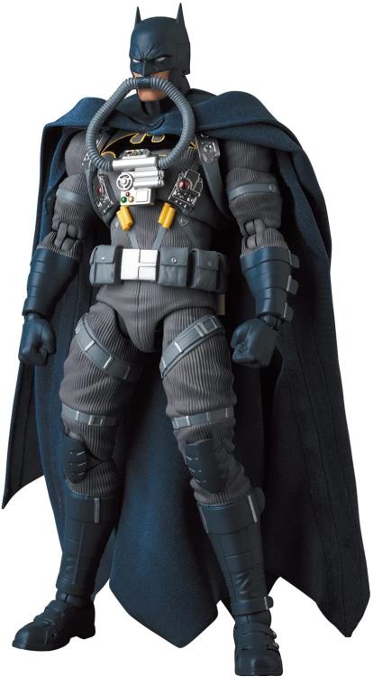 The ultimate Batman: HUSH figure returns to the MAFEX figure line! Batman wears his classic blue outfit with a real fabric cape and stealth jumper accessories.