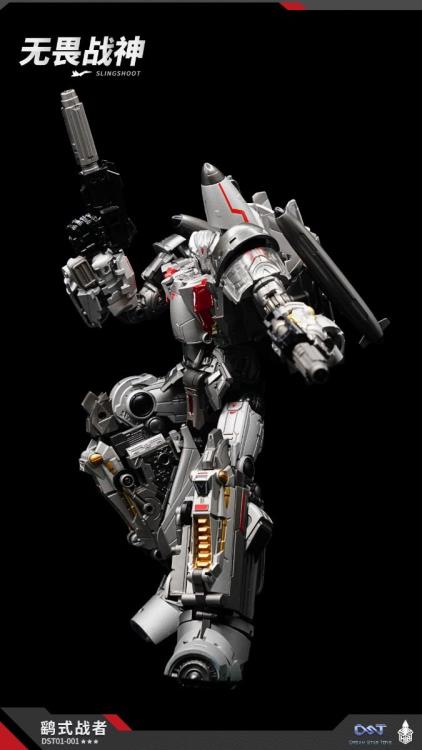 From Dream Star Toys comes Slingshoot! This highly detailed figure transforms from robot to plane mode. 