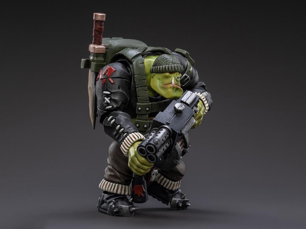 No right-thinking Ork trusts Kommandos. They sneak up on the enemy rather than charging in headlong, and have an unhealthy fascination with very big knives and their application to people's backs, throats and guts. That said, having a band of Kommandos ambush the enemy mid-battle definitely has its uses!