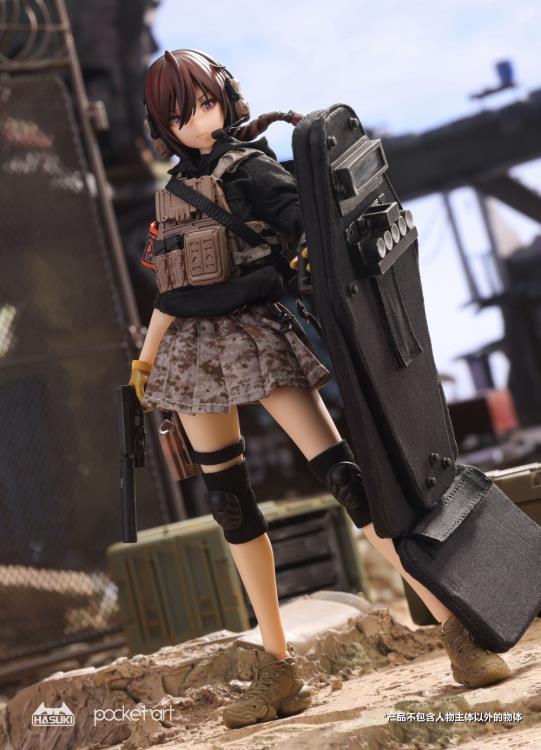 This 1/12 scale figure is loaded with accessories and several points of articulation for customization and display! The newest of the Pocket Art series, this Uzukirei figure will make a unique addition to your collection!  Sasha Habe figure sold separately.