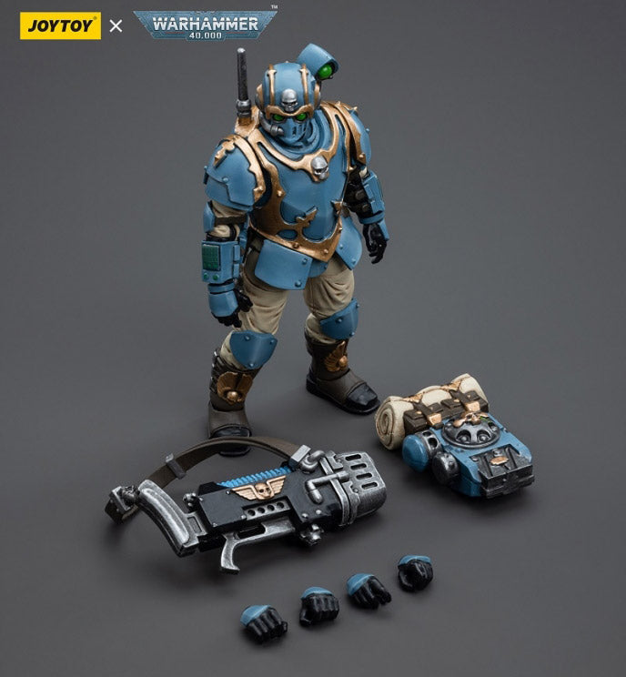 This is a 1/18 scale highly detailed, articulated figure based on Warhammer 40k's Plasma Gunner of the Astra Militarum Tempestus 55th Kappic Eagles. The Plasma Gunner figure stands about 4.20 inches tall and comes with several interchangeable parts and accessories, opening the door to a plethora of different and unique display opportunities.