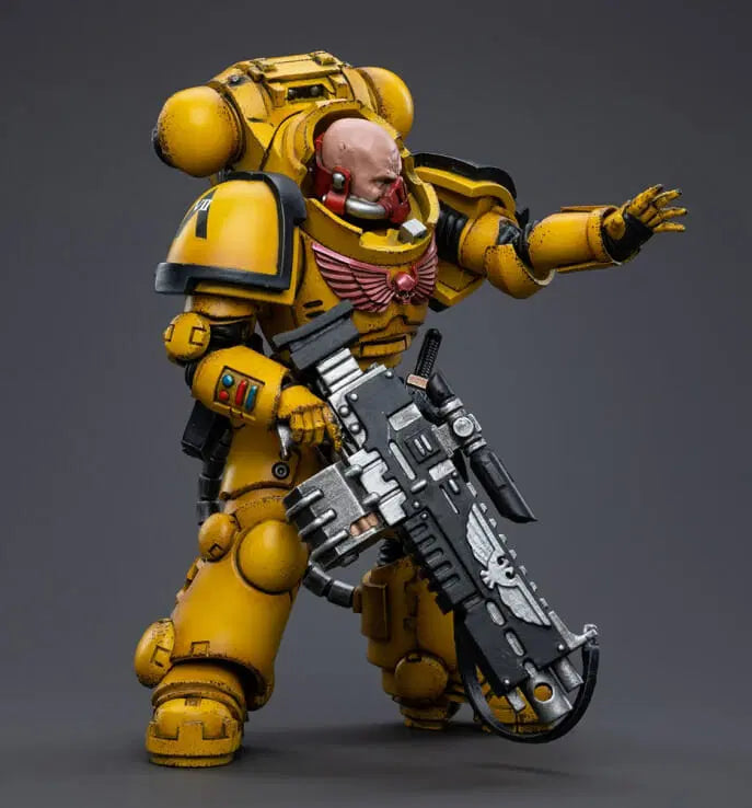 Joy Toy brings the Imperial Fists from Warhammer 40k to life with this new series of 1/18 scale figures. JoyToy, each figure includes interchangeable hands and weapon accessories and stands between 4″ and 6″ tall.