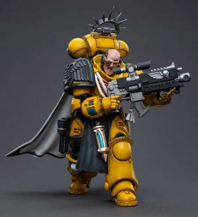 Joy Toy brings the Imperial Fists from Warhammer 40k to life with this new series of 1/18 scale figures. Each figure includes interchangeable hands and weapon accessories and stands between 4″ and 6″ tall.