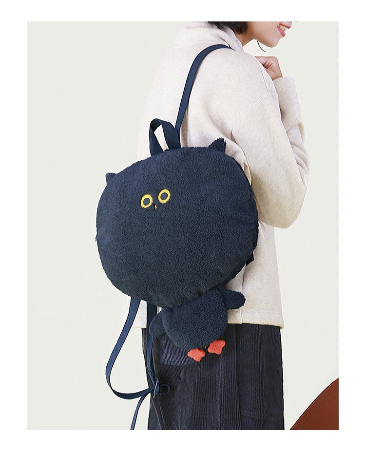 Casual Cute Plush Black Owl Shaped Bag/ Backpack for school/ kids/ girls, suitable for travelling, going to school or casual hang out with friends. 