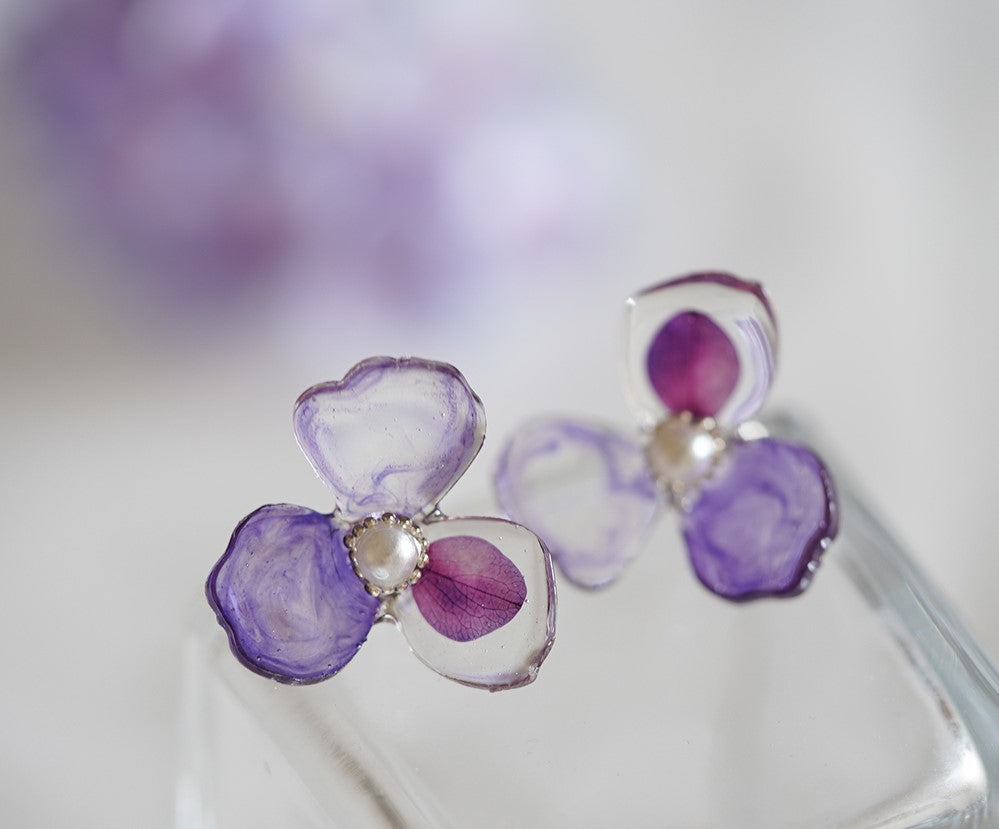 Violet Pearl handmade resin pressed multi flower stud/ clip-ons earrings, resin dried/ real flower jewelry with Hypoallergenic S925 Sterling Silver 
