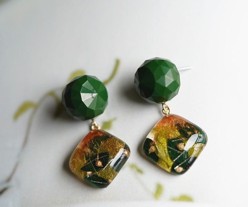 Vintage Green handmade resin pressed multi flower dangle/ clip-ons earrings, resin dried/ real flower jewelry with Hypoallergenic S925 Sterling Silver 