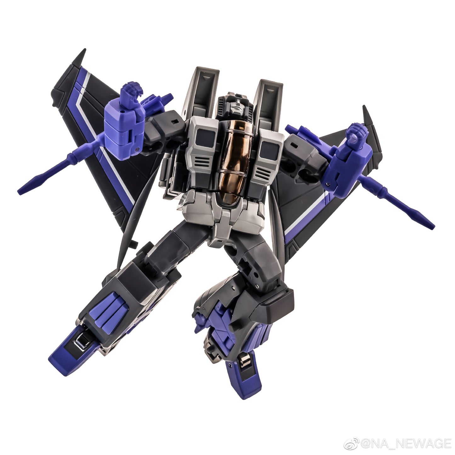NA H15C Samael is a mini fighter jet from Newage and is able to convert into a battling robot figure. Samael includes a flight display stand and several accessories.