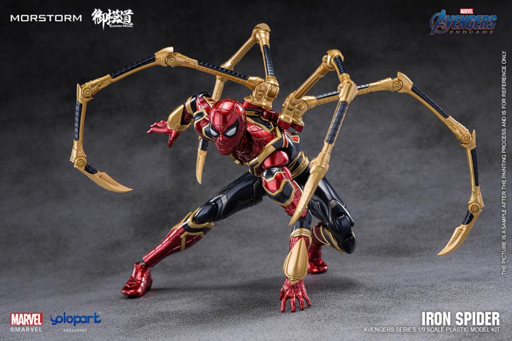 This 1/9 scale Eastern Model Morstorm Iron Spider (Deluxe Ver.) model features plastic and die-cast parts for a more real feel. Once assembled, this kit becomes a fully articulated figure with a diorama display and stand.