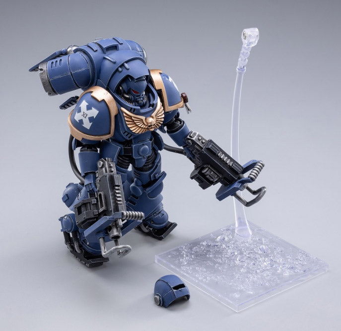 Joy Toy brings the Inceptros to life with this set of Warhammer 40K Ultramarines Primaris Inceptors box of 3 figures. The Ultramarines are the most elite of the Space Marine Chapters in the Imperium of Man. Recreate the most important battles with this set of highly disciplined and courageous warriors.