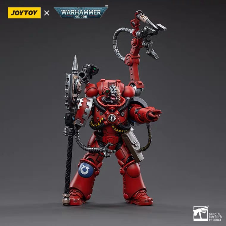 Joy Toy brings the Ultramarines Primaris from Warhammer 40k to life with this new series of 1/18 scale figures. JoyToy includes interchangeable hands and weapon accessories and stands between 4" and 6" tall.