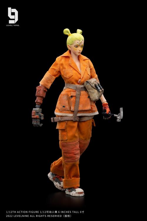 Joy Toy comes a new action figure series in 1/12 scale: Frontline Chaos! Dressed in real cloth and stylish clothing, JoyToy Lie is ready for battle with her trusty wrench and toolbox. Order yours today!