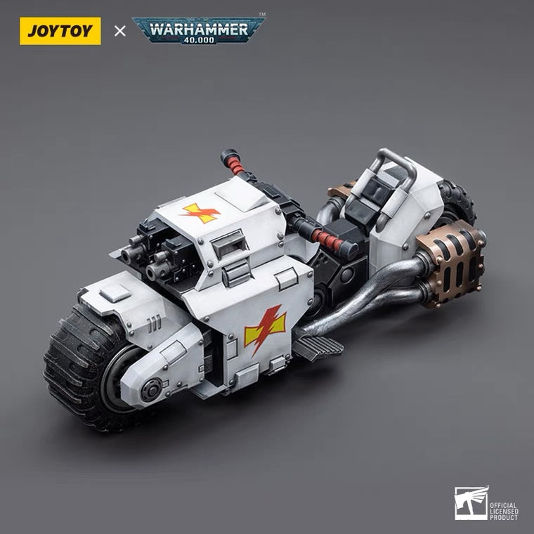 Joy Toy Outrider Squads rove in advance of the main lines, guarding flanks of larger formations or hunting down enemy infiltrators. This JoyToy White Scar Primaris Outrider bike is a great addition to any Ultramarines figure (sold separately). 